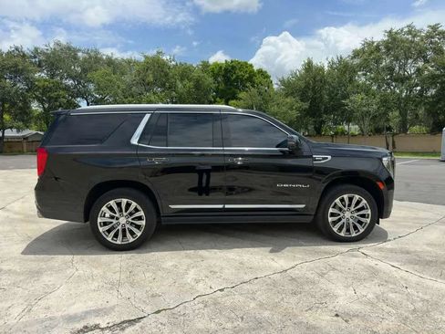 Used 2021 GMC Yukon Denali w/ Denali Ultimate Package AWD/4WD image 4