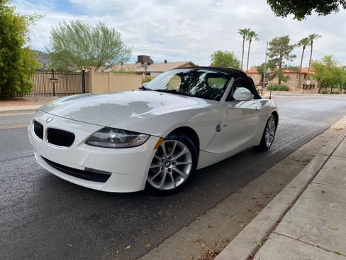 Used 2008 BMW Z4 3.0i RWD image 16