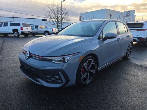 New 2026 Volkswagen Golf SE image 7