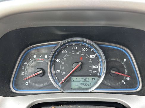 Used 2015 Toyota RAV4 Limited AWD/4WD image 3