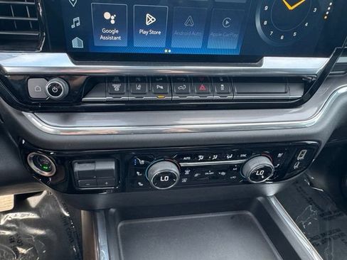 Used 2024 Chevrolet Silverado 3500 High Country w/ Technology Package AWD/4WD image 20