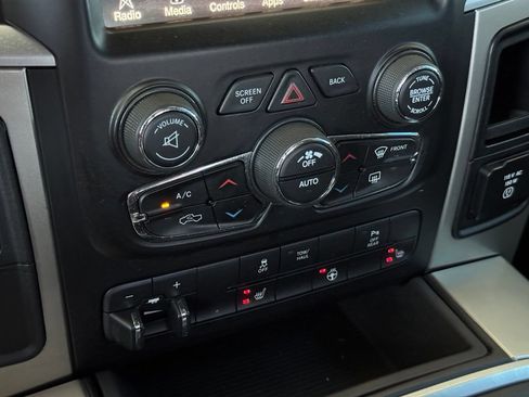 Used 2016 RAM 2500 Big Horn RWD image 37