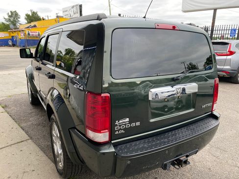 Used 2010 Dodge Nitro Detonator w/ Trailer Tow Group AWD/4WD image 2