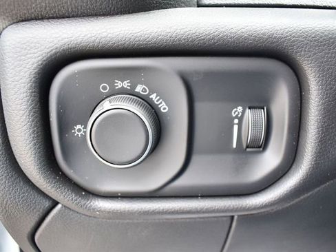 New 2024 RAM 3500 Tradesman w/ Chrome Appearance Group image 14