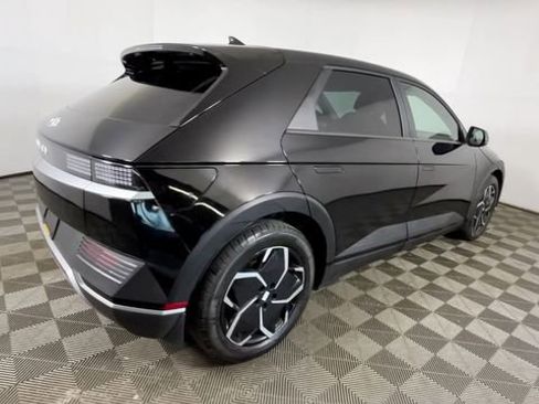 Used 2024 Hyundai Ioniq 5 SE RWD image 4