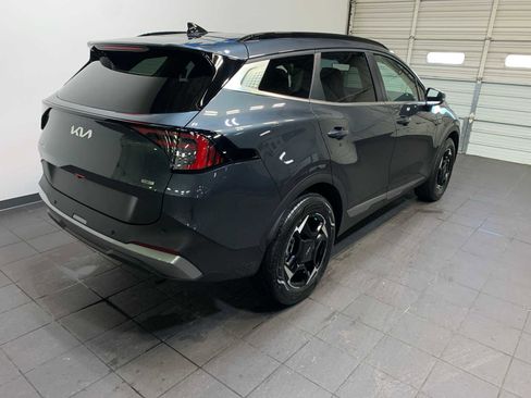 New 2026 Kia Sportage EX image 3