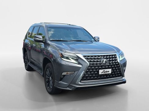 Used 2023 Lexus GX 460 Premium w/ Accessory Package AWD/4WD image 2