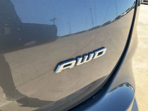 Used 2024 Ford Edge Titanium image 28