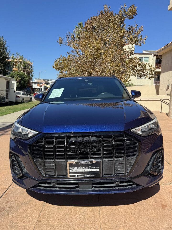 Used 2022 Audi Q3 2.0T Premium w/ Black Optic Sport Package AWD/4WD image 2