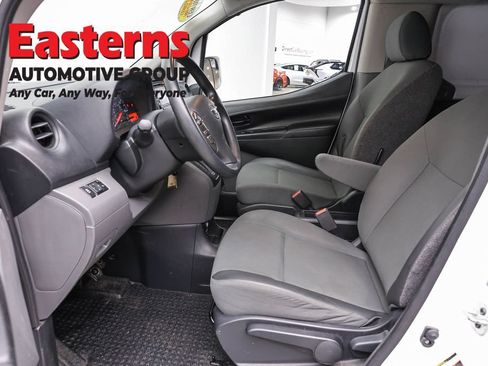 Used 2019 Nissan NV200 SV FWD image 13
