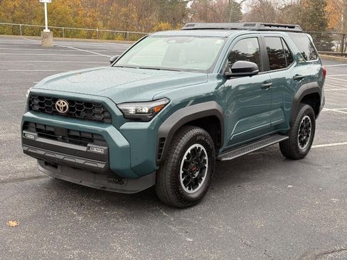 Used 2025 Toyota 4Runner TRD Off-Road Premium image 11