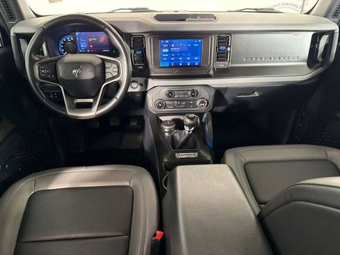 Used 2021 Ford Bronco Black Diamond AWD/4WD image 23