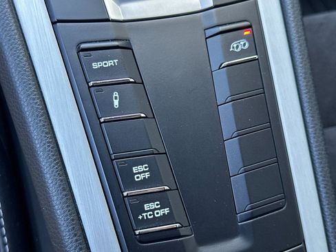 Used 2016 Porsche Cayman GT4 RWD image 27