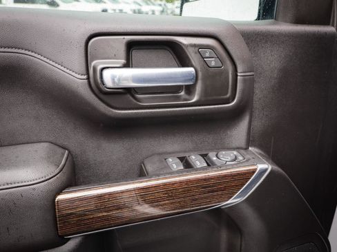 Used 2020 GMC Sierra 1500 Elevation image 17