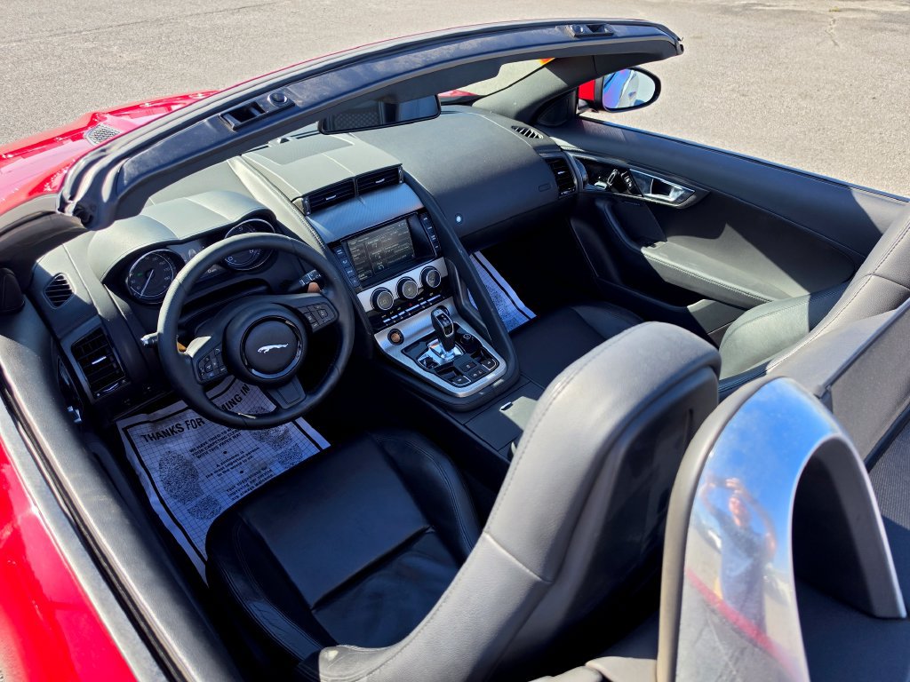 Used 2015 Jaguar F-TYPE Convertible RWD image 19