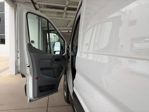 Certified 2019 Ford Transit 250 148 Medium Roof image 10