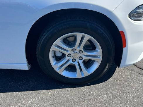 Certified 2022 Dodge Charger SXT image 11