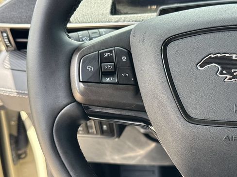 Used 2025 Ford Mustang Mach-E Premium RWD image 16