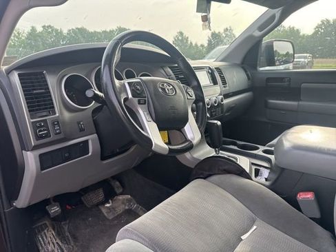 Used 2015 Toyota Sequoia SR5 RWD image 12
