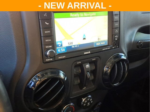 Used 2012 Jeep Wrangler Unlimited Rubicon w/ Connectivity Group AWD/4WD image 19