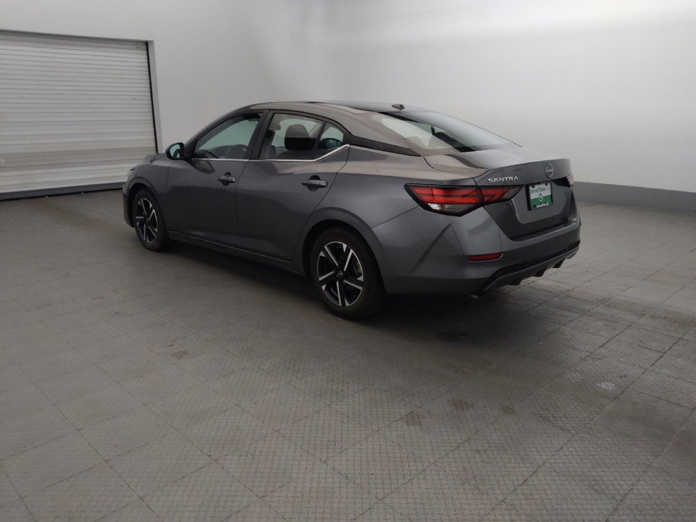 Used 2025 Nissan Sentra SV FWD image 3
