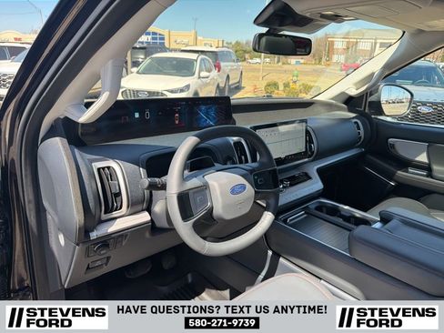 Used 2025 Ford Expedition Max Active image 17