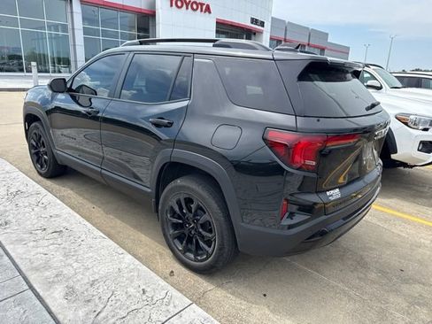 Used 2026 GMC Terrain Elevation w/ Elevation Premium Package AWD/4WD image 5