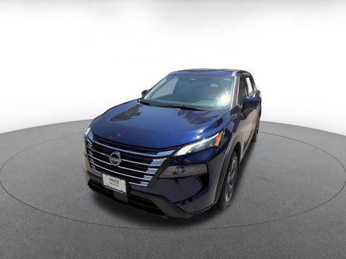 Used 2025 Nissan Rogue SV FWD image 7