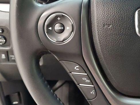 Used 2019 Honda Ridgeline RTL image 12