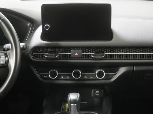 Used 2025 Honda HR-V EX-L image 24