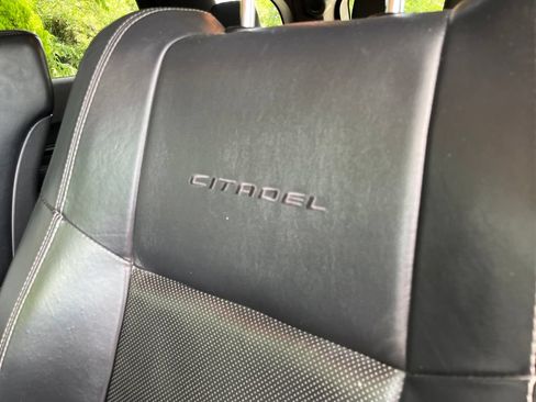 Used 2015 Dodge Durango Citadel w/ Technology Group AWD/4WD image 30