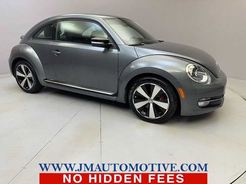 Used 2012 Volkswagen Beetle 2.0T FWD image 7