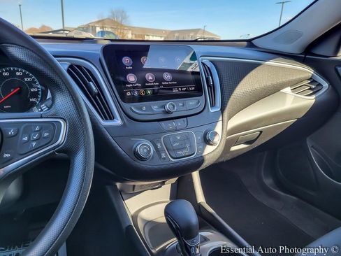 Used 2023 Chevrolet Malibu LS FWD image 19