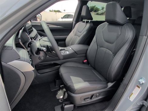 New 2026 INFINITI QX60 Luxe w/ Cargo Package image 5