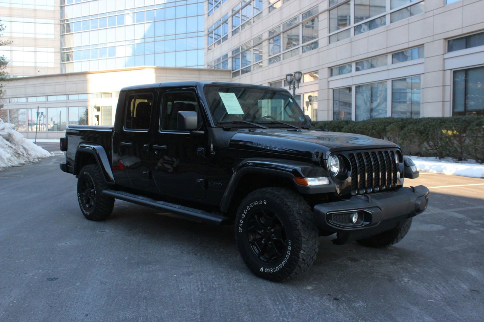 Used 2021 Jeep Gladiator Sport AWD/4WD image 1