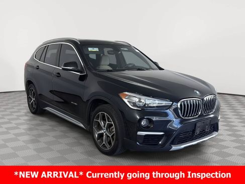 Used 2017 BMW X1 xDrive28i AWD/4WD image 1