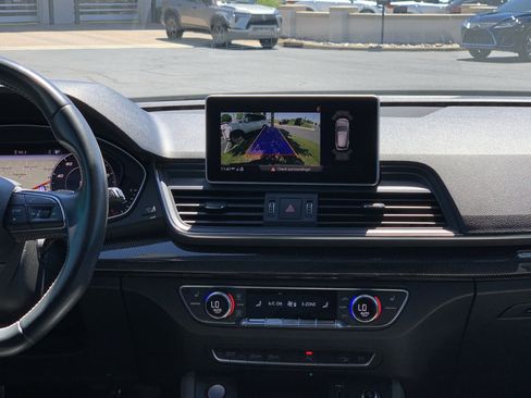 Used 2019 Audi SQ5 Premium Plus w/ Premium Plus Package AWD/4WD image 31