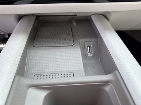 Used 2025 Hyundai Ioniq 6 Limited image 26