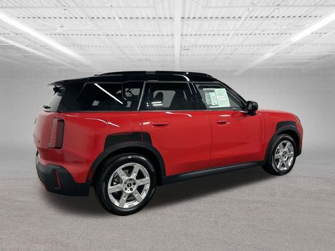 Certified 2025 MINI Cooper Countryman S image 6