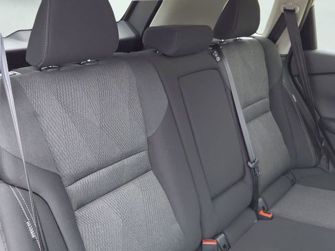 Used 2024 Nissan Rogue SV FWD image 15