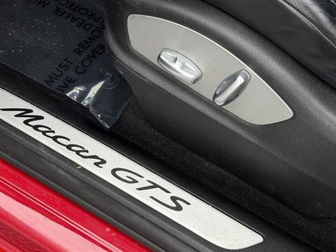 Used 2017 Porsche Macan GTS AWD/4WD image 24