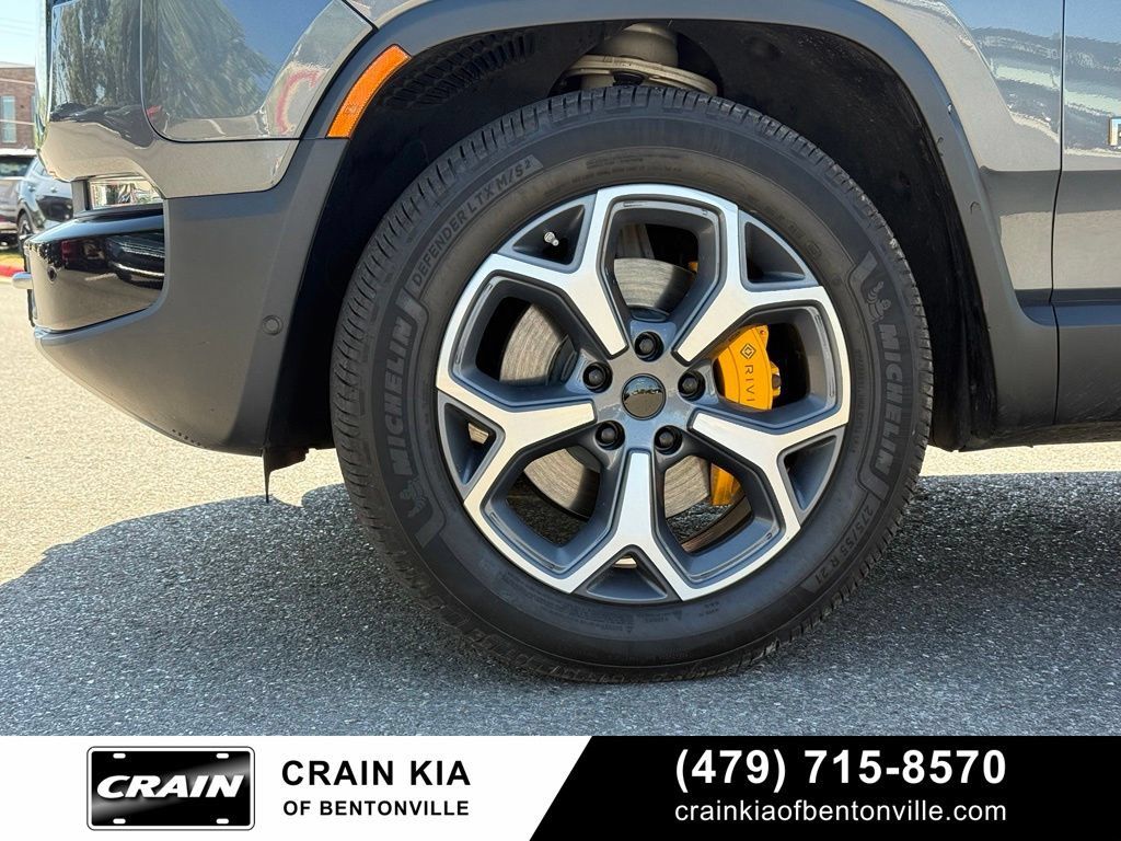 Used 2022 Rivian R1T Adventure AWD/4WD image 31