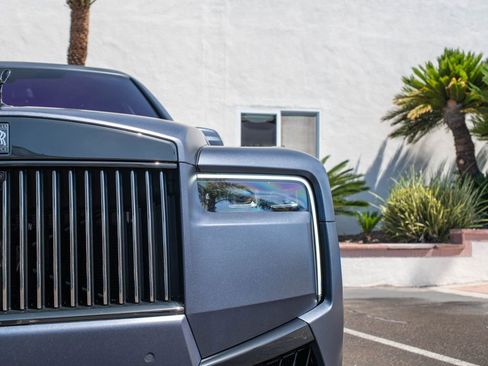 Used 2026 Rolls-Royce Cullinan Black Badge AWD/4WD image 43