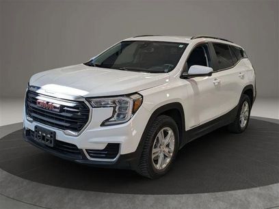 Used 2022 GMC Terrain SLE w/ Driver Convenience Package