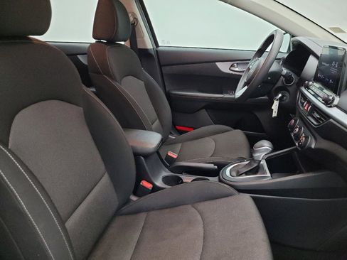 Used 2022 Kia Forte LXS image 21