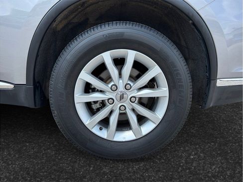 Used 2020 Dodge Durango SXT w/ 3rd Row Seating Group AWD/4WD image 13