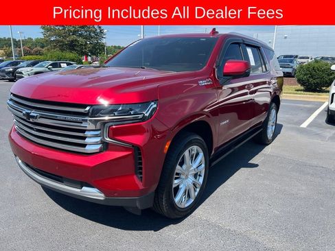 Used 2021 Chevrolet Tahoe High Country w/ Premium Package AWD/4WD image 3