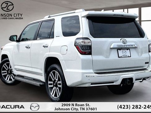 Used 2015 Toyota 4Runner Limited image 13