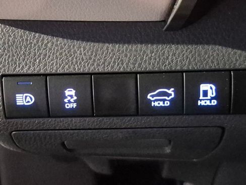 Used 2024 Toyota Camry LE w/ Convenience Package FWD image 13