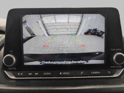 Used 2025 Nissan Rogue SV AWD/4WD image 14